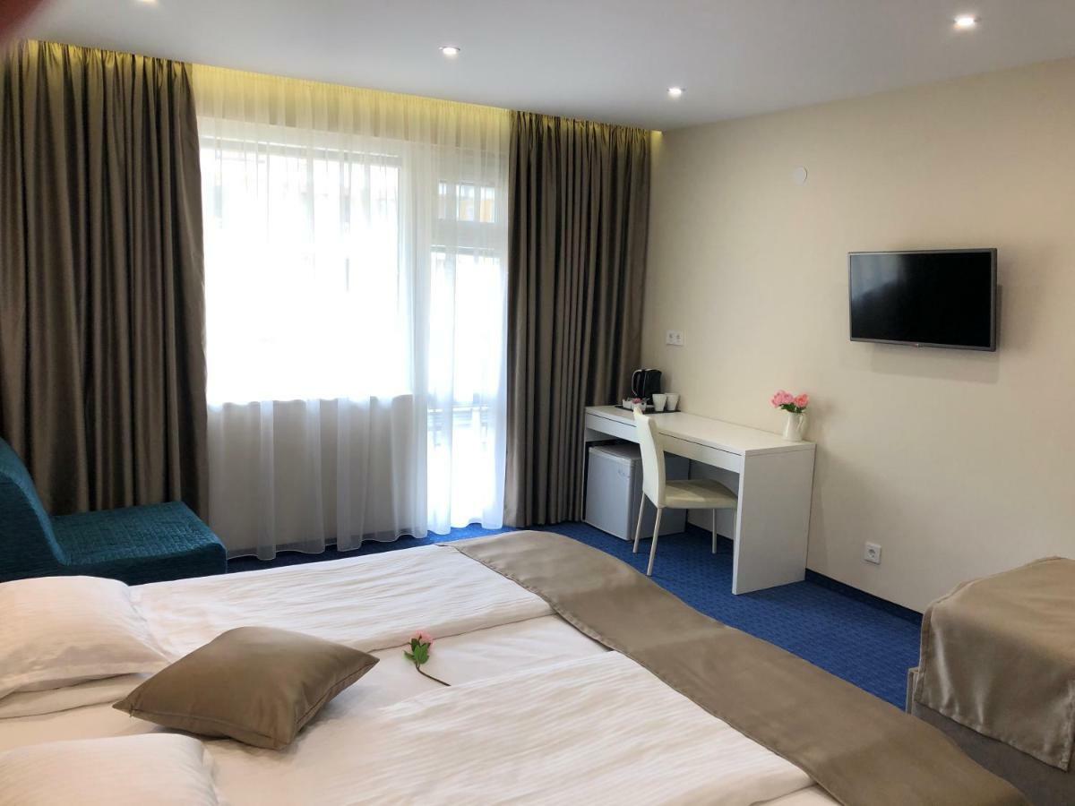 Family Hotel Avenue Китен Экстерьер фото
