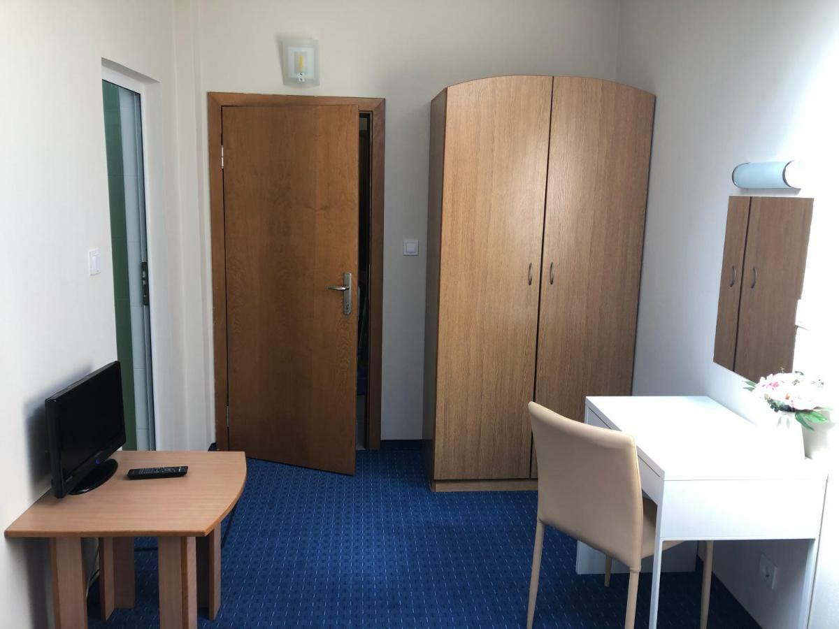 Family Hotel Avenue Китен Экстерьер фото